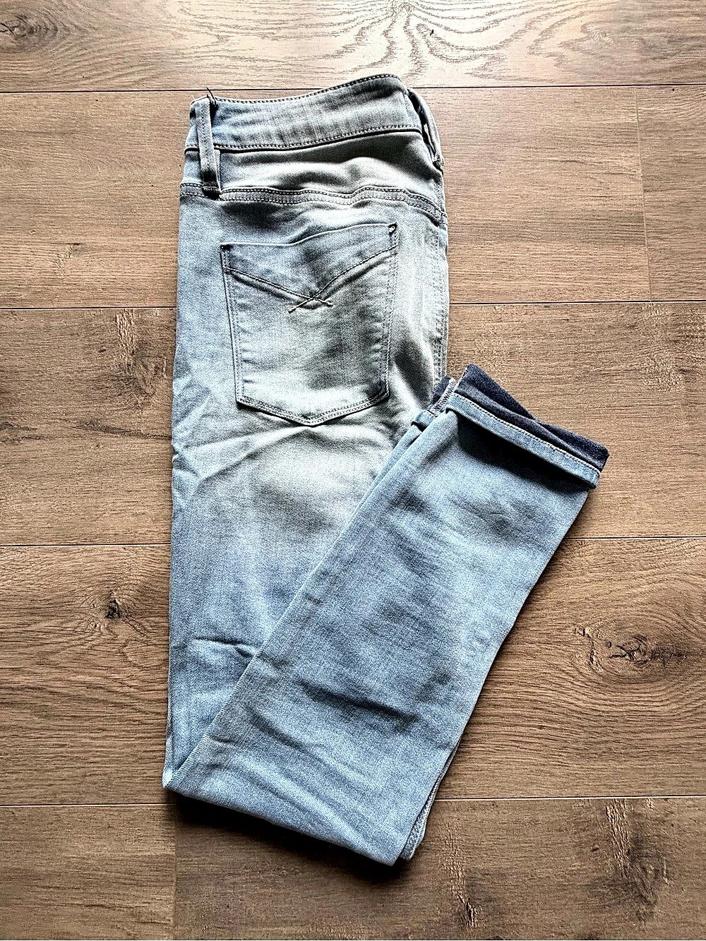 NWOT Unpublished Skinny Jeans Blue
